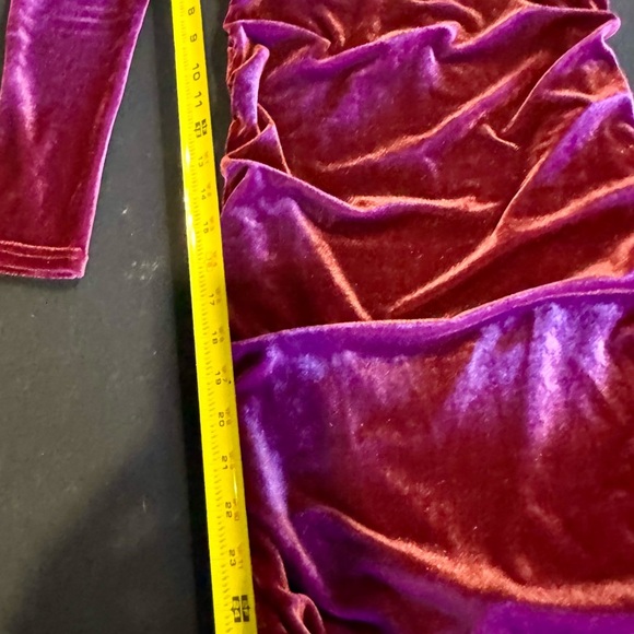 Lulus Elegant Velvet Long Sleeve Dress in Rich Mauve Purple Sz XS - Picture 5 of 16